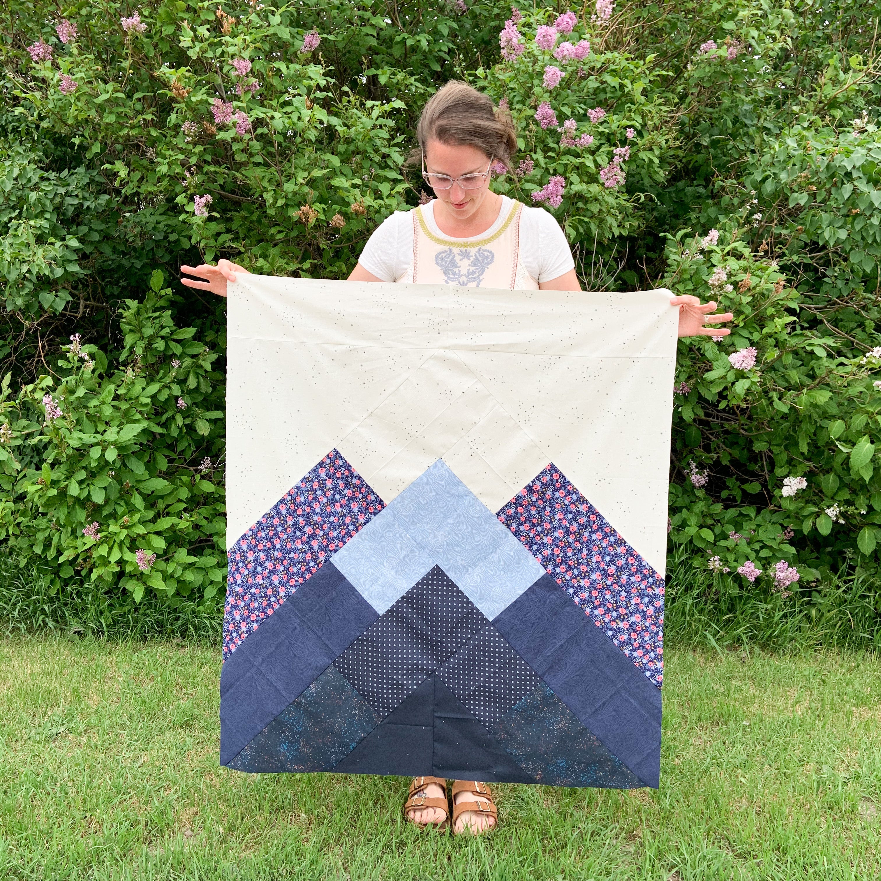 Mountain baby 2024 quilt